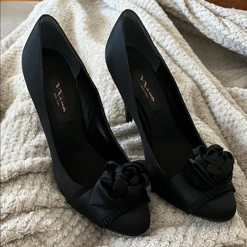 Nina Black Heels with Floral Detail